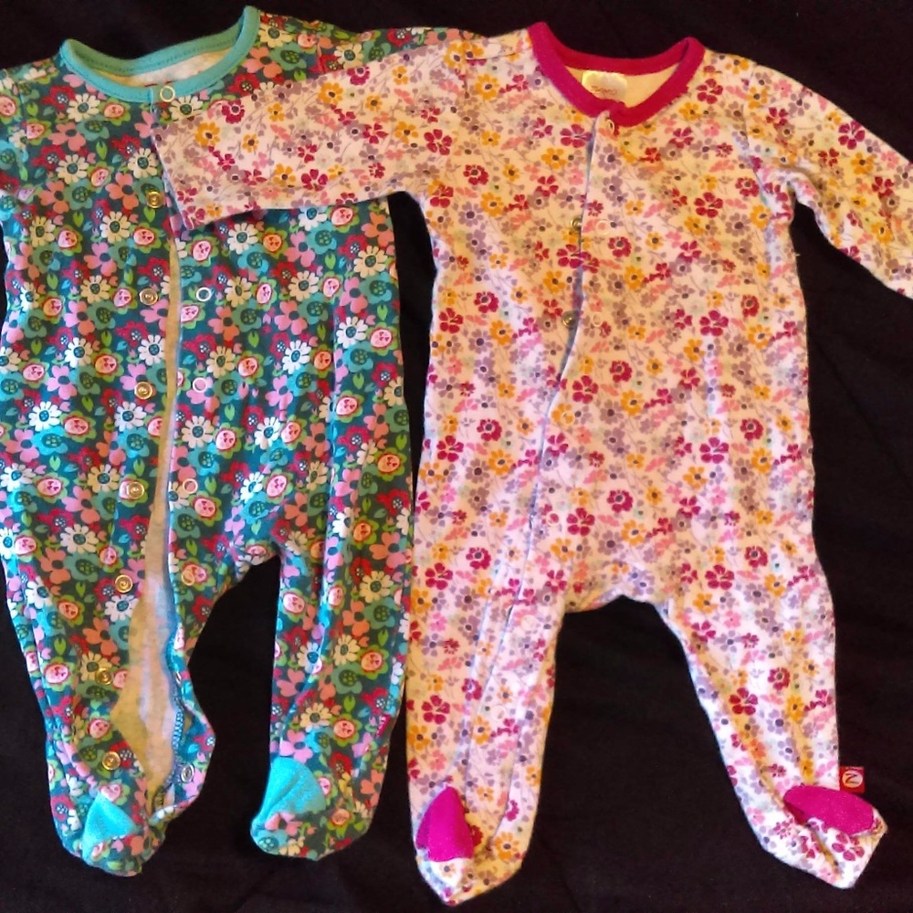 2 Zutano snap style pjs